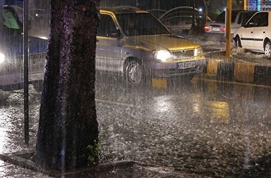 مسدود شدن بخشی از راه‌های روستایی بندرخمیر