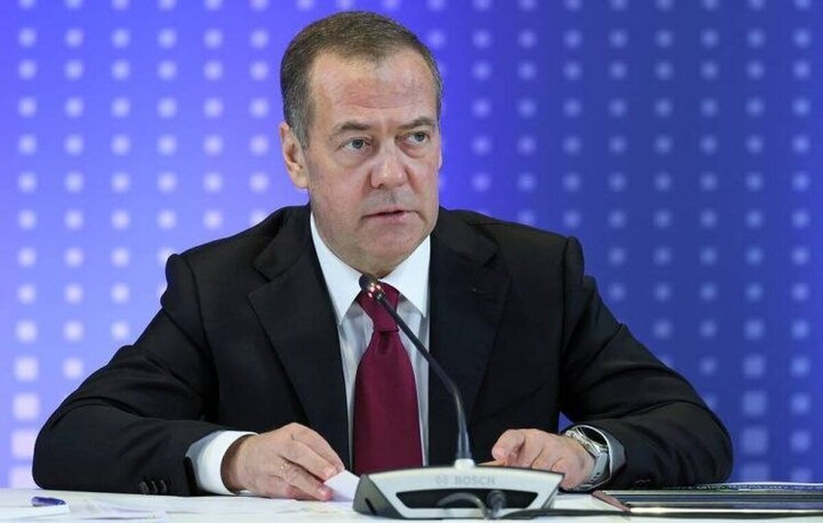 مدودوف: تحرکات واشنگتن در ایران اشتباهی راهبردی و فاجعه‌آمیز است