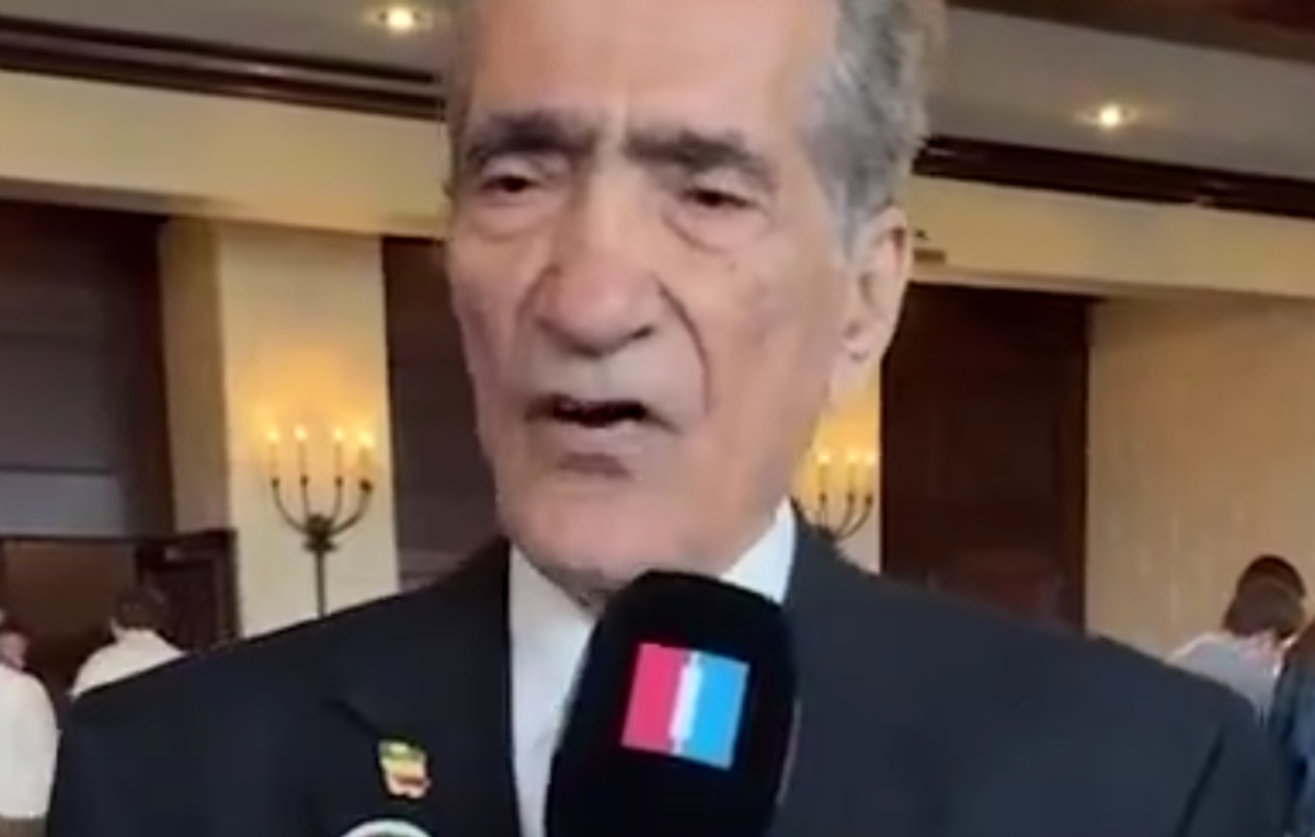 آقای ناخدای خدانشناس! تصاویر مناطق مسکونی و مدرسه میناب را ببینید