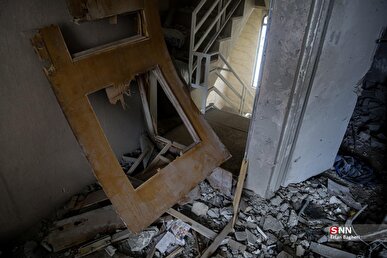 گزارش خبرنگار SNNTV از تهرانسر: اصابت به ساختمان نیمه‌کاره و آسیب گسترده اطراف / احتمال محبوس شدن کارگران زیر آوار + فیلم