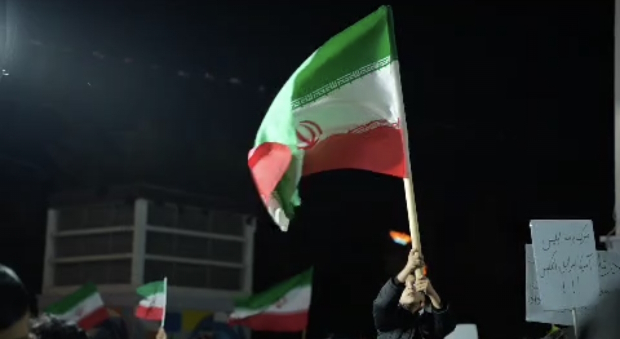 میدان شهید علیخانی؛ زنده به برکت حضور و بعثت مردم اصفهان +فیلم