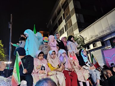 از اشک‌های میناب تا لبخند فرشته‌ها؛ خیابان کشوردوست گلستان شد + فیلم و عکس