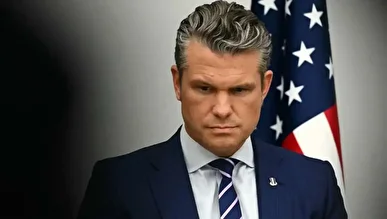 اعتراف تلویحی شکست/ هگست در برابر سوال نمایندگان قفل کرد + عکس