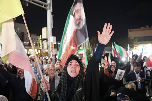 شصت شب در خیابان برای ایران | متبرک شدن شب‌های حضور در خیابان با تشییع پیکر جانباز شهید «خلیل وثوق» (۹ اردیبهشت ۱۴۰۵) + فیلم