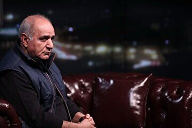 پرویز پرستویی با بازنشر پستی از SNNTV ، خطاب به مجری اینترنشنال: خیلی سیب‌زمینی صفتید!