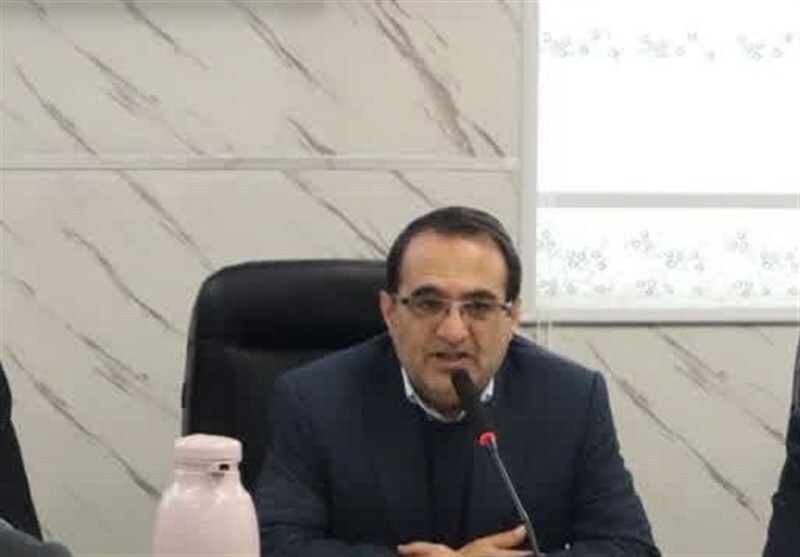 رشیدی: دولت در تلاش افزایش حقوق معلمان است