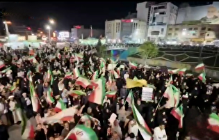 طنین انداز شدن فریاد مرگ بر اسراییل در میدان حاج قاسم سلیمانی شهر رفسنجان