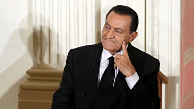 هر کس خود را با آمریکا بپوشاند، برهنه می‌ماند
