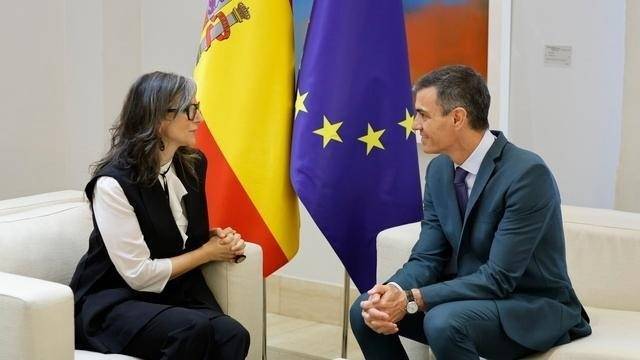 اهدای معتبرترین نشان&zwnj;ِ افتخار اسپانیا از سوی نخست&zwnj;وزیر این کشور به &laquo;فرانچسکا آلبانیز&raquo;، گزارشگر آزادهٔ سازمان ملل در پرونده نسل&zwnj;کشی غزه