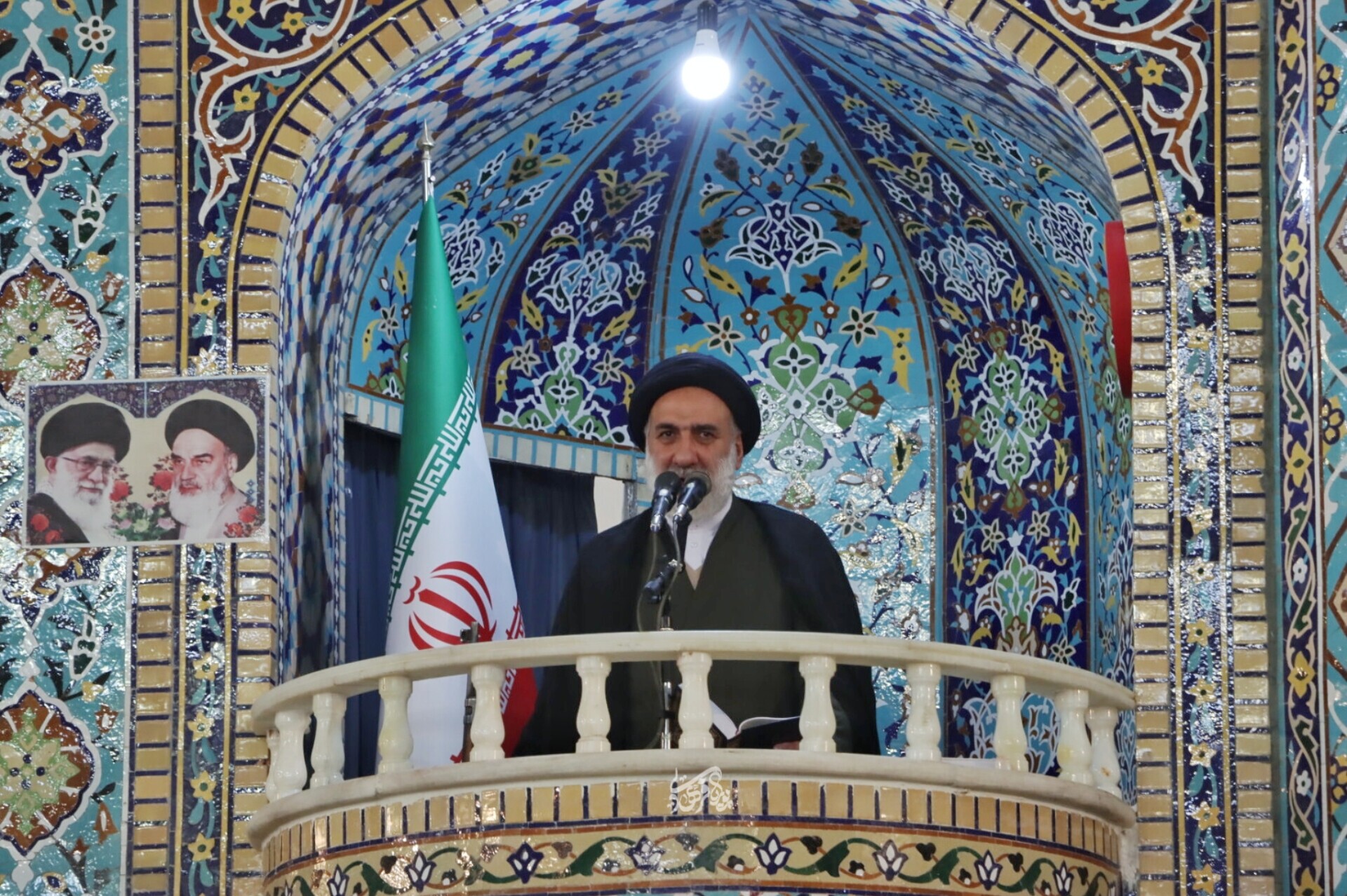 امام جمعه شهرکرد: برخورد با مفاسد اقتصادی باید هرچه سریع&zwnj;تر به نتیجه برسد