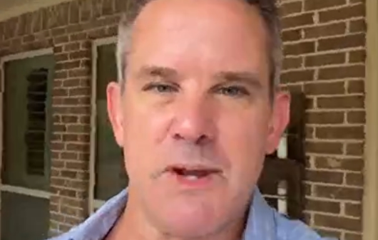 تو در مقابل یکی از بهترین تیم‌های مذاکره‌کننده، دو نفر از احمق‌ترین مذاکره‌کنندگان را فرستادی