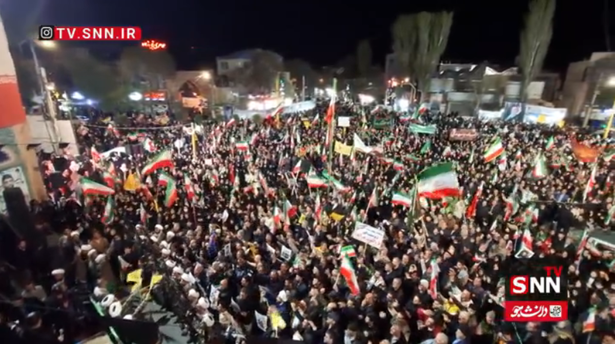 طنین «نصرُ من الله» در قلب دارالارشاد / پنجاه و سومین شب خروش حماسی اردبیلی‌ها + فیلم