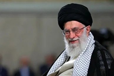 رهبر شهید انقلاب: اجازه نخواهم داد بیگانگان با مصالح ایران بازی کنند/ من هم که نباشم، هرکس دیگری در این مسئولیت باشد، همینطور خواهد بود + فیلم