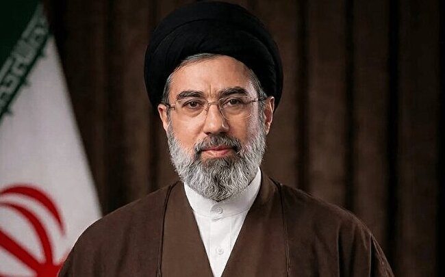 فرمانده کل قوا تدابیر جدید و راهگشایی برای مقابله مقتدرانه با دشمنان ابلاغ فرمودند