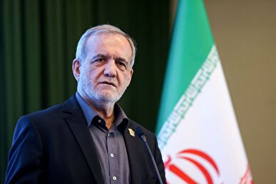 پزشکیان: مذاکره با هدف احقاق حقوق ملت و دفاع مقتدرانه از منافع ملی است/ ملت ایران در برابر دشمن هرگز سر خم نخواهد کرد