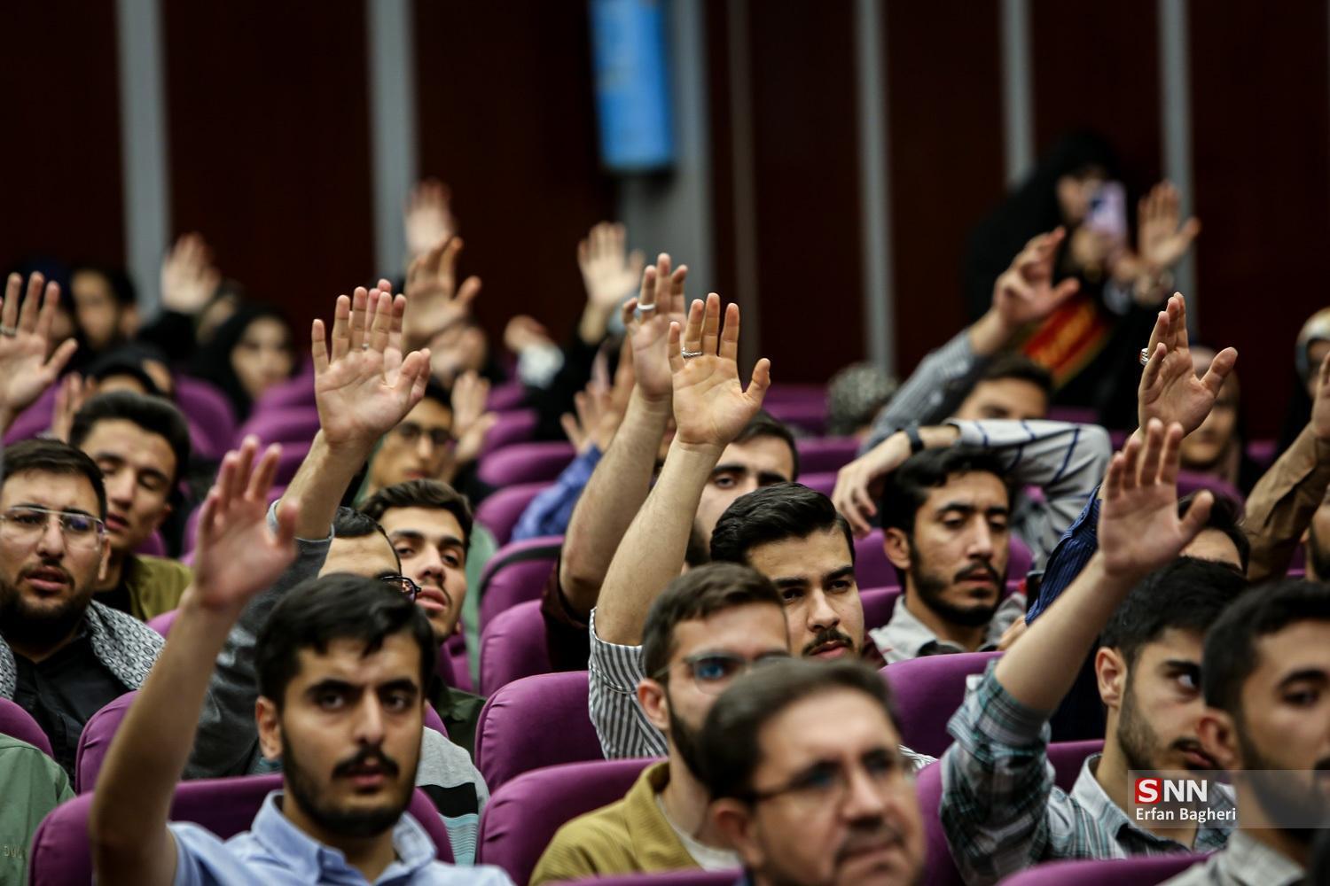 آینده را ما می&zwnj;سازیم/ به یاد مردی که باور داشت معلم، سرنوشت یک ملت را می&zwnj;نویسد