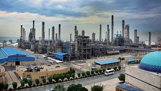 مدیرکل صمت گیلان از تامین مواد پتروشیمی ۲۰۰ کارخانه بدون انتقال ارز دولتی خبر داد