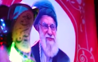 به یاد دعا‌های توسل روضه‌های بیت رهبری در حضور رهبر شهید انقلاب در خیابان کشوردوست
