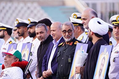 فروردین: فیفا باید از همه تیم‌ها صیانت کند