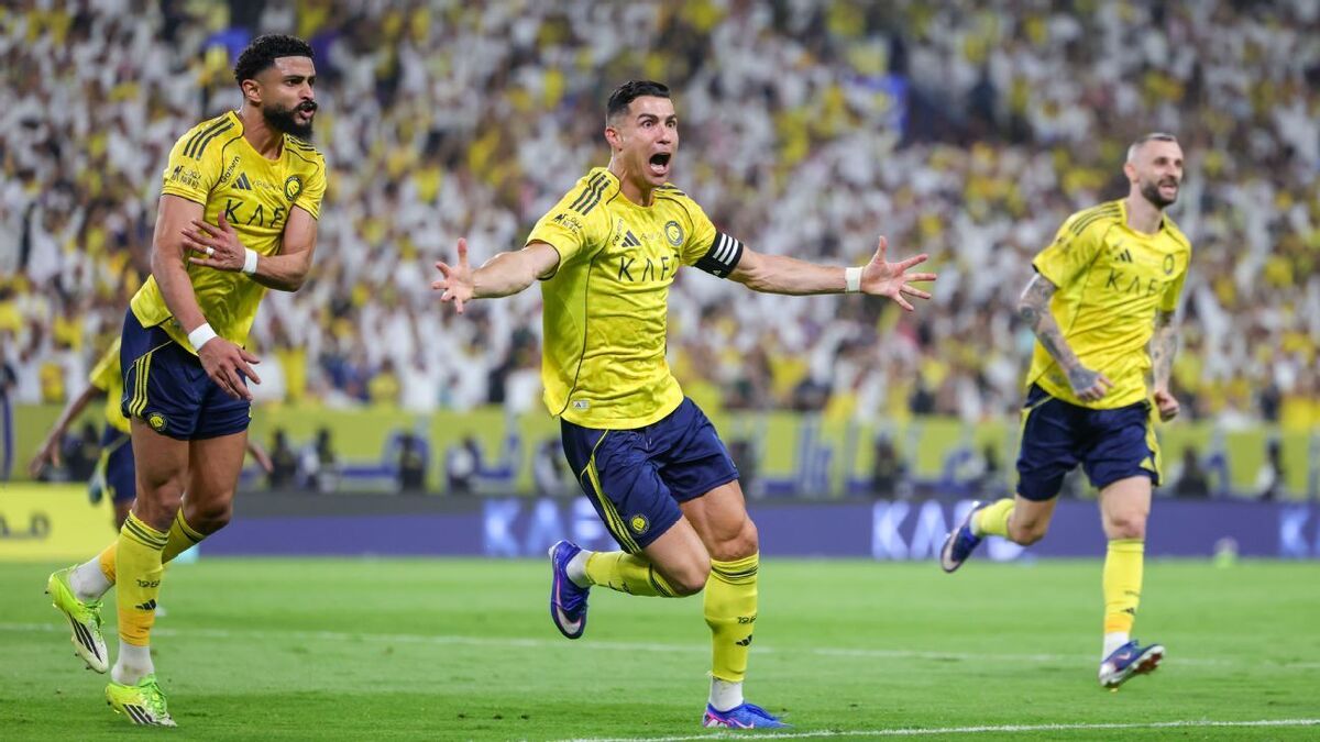 خلاصه بازی النصر 1-1 الهلال / دروازه بان النصر در ثانیه پایانی قهرمانی را از رونالدو گرفت