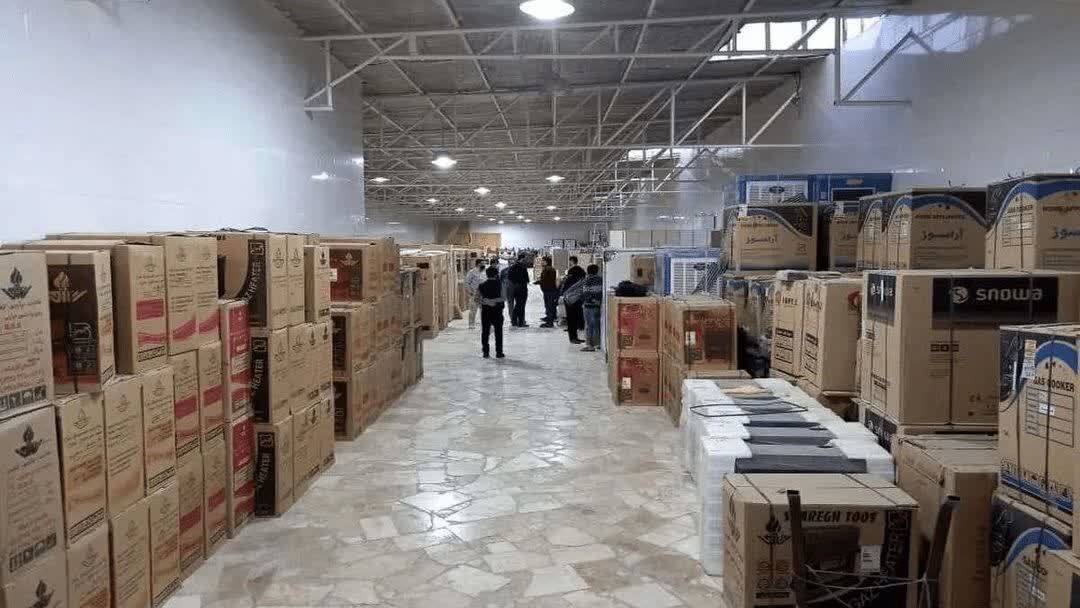 کشف کالاهای اساسی و لوازم خانگی قاچاق به ارزش ۶۰ میلیارد تومان در کاشان