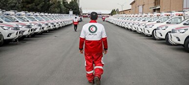 معاون امداد ونجات هلال احمر استان تهران: پس از زلزله اصلی دو پس لرزه را شاهد بودیم / تا الان گزارش هیچ گونه آسیب یا تخریبی نداشته‌ایم + فیلم