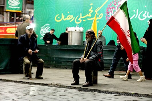 داغت نمی‌شود باورم ای رهبرم/ طنین دلتنگی گیلانی‌ها در هفتاد و پنجمین شب ایستادگی+فیلم