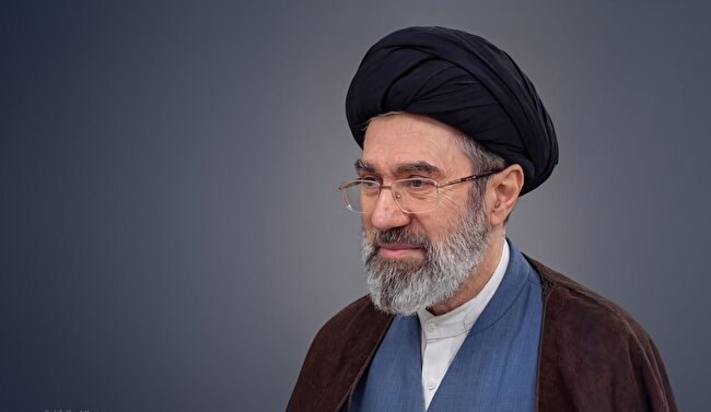 رهبر انقلاب: مقاومت غیورانه و پیروزی افتخارآمیز در برابر تهاجم شیاطین جهان، ملت را برای مقابله با تهاجم سبک زندگی آمریکایی آماده‌تر کرده است