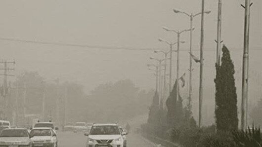 وزش طوفان همراه با گردوخاک در راه اصفهان