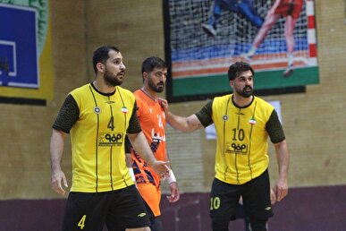 لیگ برتر هندبال؛ سپاهان، برنده دوئل بزرگ هفته هفدهم/ استقلال برد و صدرنشین باقی‌ماند