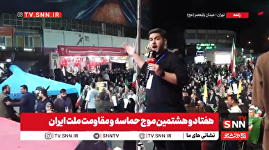 پهپاد‌ها امشب در میدان ولیعصر حال و هوایی خاص آفریدند!+فیلم