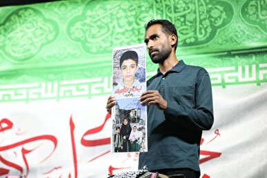 «بابا کجاییِ» علی در آغوش خاک پاسخ داده شد؛ روایتی از سه‌شنبه‌ای که چشمان شهید دانش آموز علی سالاری باز نشد + فیلم