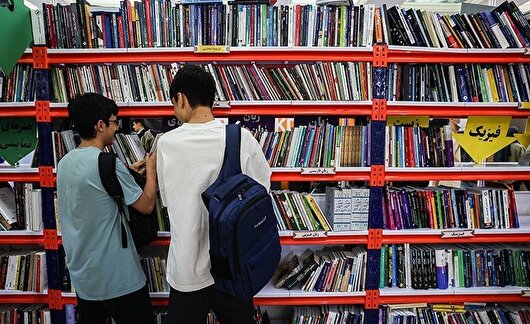 اهدای بیش از هفت هزار جلد کتاب به کتابخانه‌های عمومی شهرستان ملایر