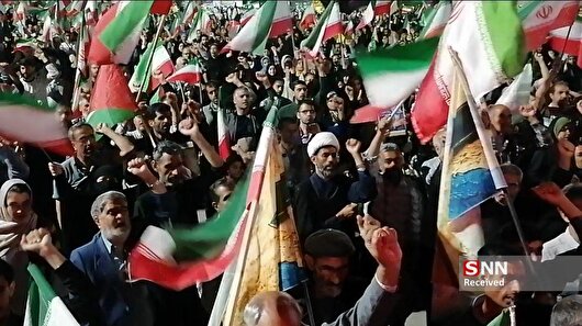 حضور باشکوه بیرجندی ها در میدان اجتماعات از پنجاه و سومین شب گذشت+ فیلم