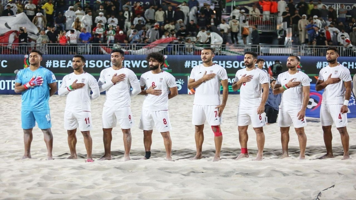 پخش زنده بازی فوتبال ساحلی ایران و امارات + فیلم