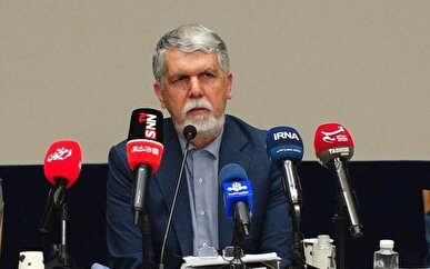وزیر فرهنگ: ۷۵ درصد جوانان گفتند تمایل به فرزندآوری دارند که خیلی مهم است/ ناترازی جمعیت خطرناک‌تر از ناترازی آب و برق است + فیلم