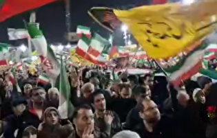 حضور استوار مردم رشت در پنجاه و چهارمین شب تجمعات سوگ و حماسه‌ی ملت ایران