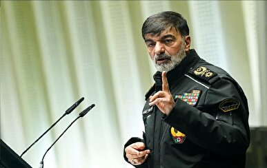 سردار رادان : ترامپ احمق کاغذی بودن ابرقدرت‌ها رو نشون میده! + فیلم