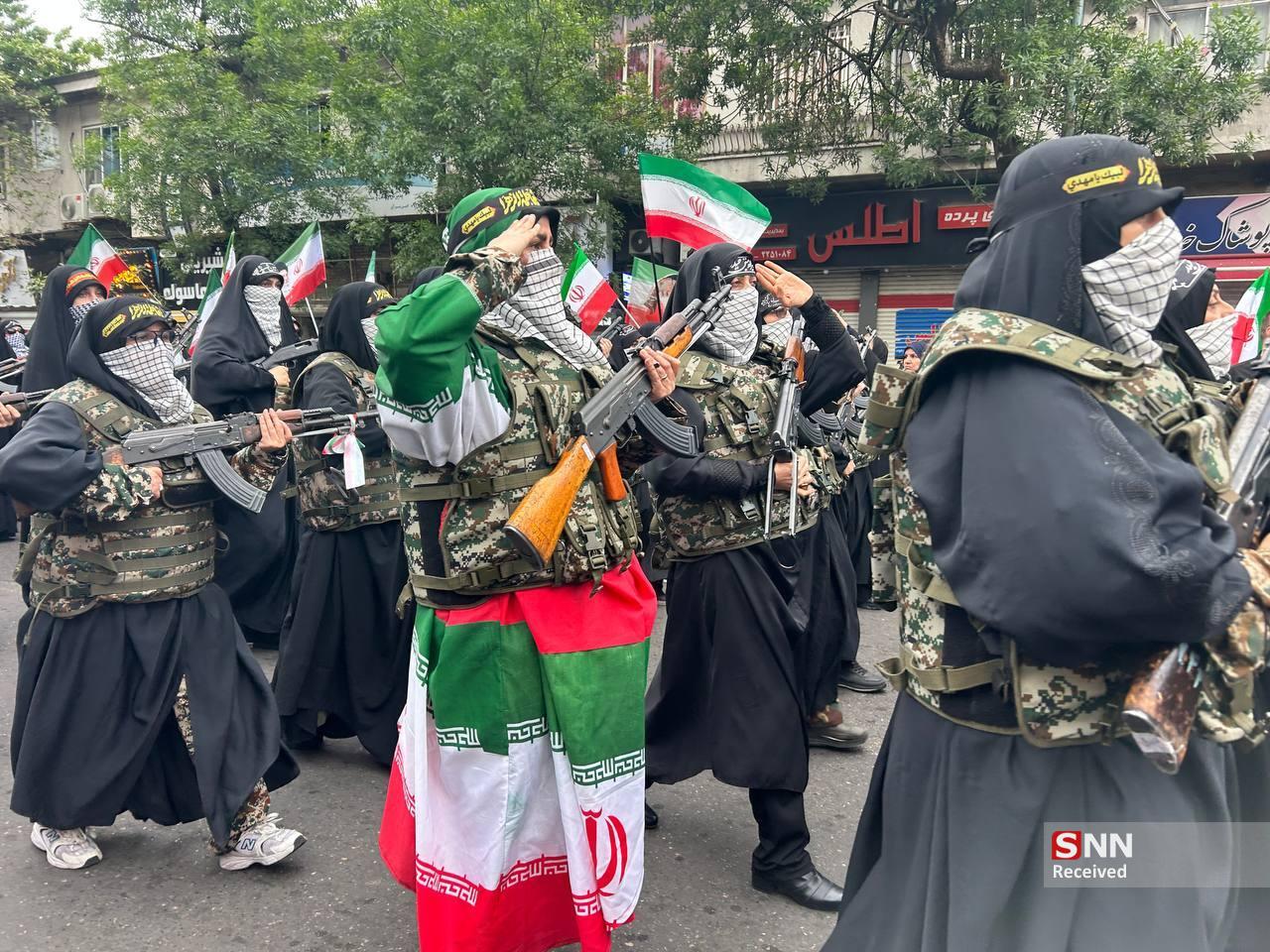 امروز زنان و دختران گیلانی با حضور خود در پویش بانوان جانفدا سنگ تمام گذاشتند+تصاویر/ منتشر نشود