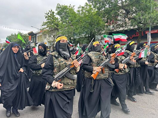 امروز زنان و دختران گیلانی با حضور خود در پویش بانوان جانفدا سنگ تمام گذاشتند+تصاویر