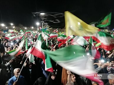 اجتماع تاریخی مردم بیرجند همزمان با سالروز شکست ذلت بار آمریکا در طبس+ فیلم