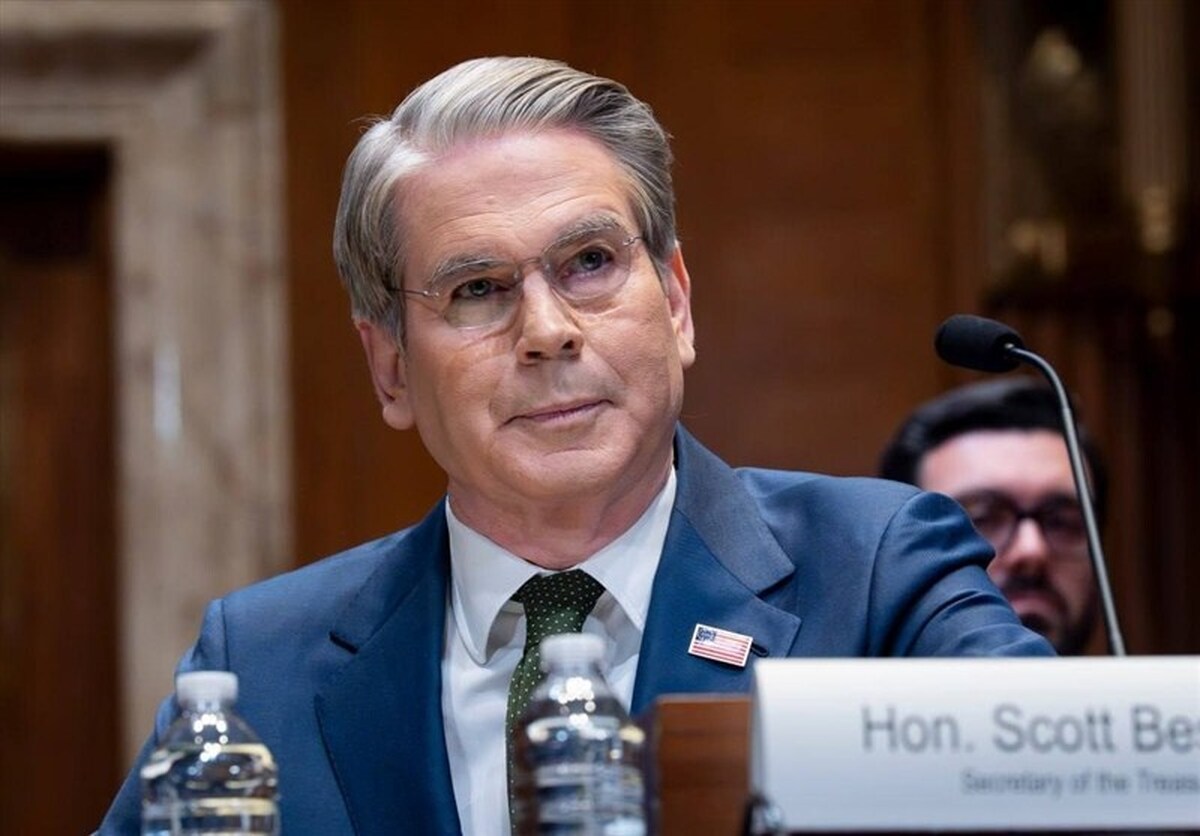 تهدید وزیر خزانه‌داری آمریکا علیه کشور‌هایی که با ایران همکاری می‌کنند