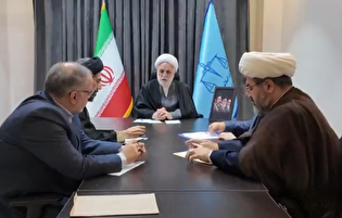 نباید از دشمن زخم خورده غفلت کنیم، مردم همچنان در صحنه حاضر باشند