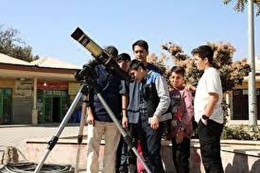 نوجوانان به چه چیزی تعلق دارند؟ / آماری از احیای دین‌داری در نوجوانان از کلیسا تا معابد شنیتو