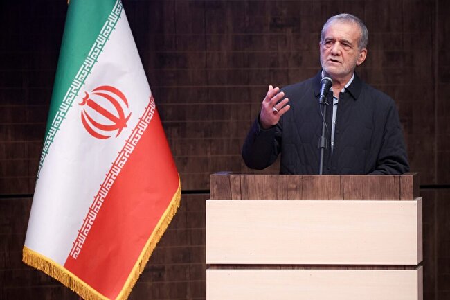 پزشکیان: مردم ایران از سلایق مختلف در برابر دشمن ایستاده‌اند/ دولت هر کاری می‌کند که تولید در کشور نخوابد + فیلم