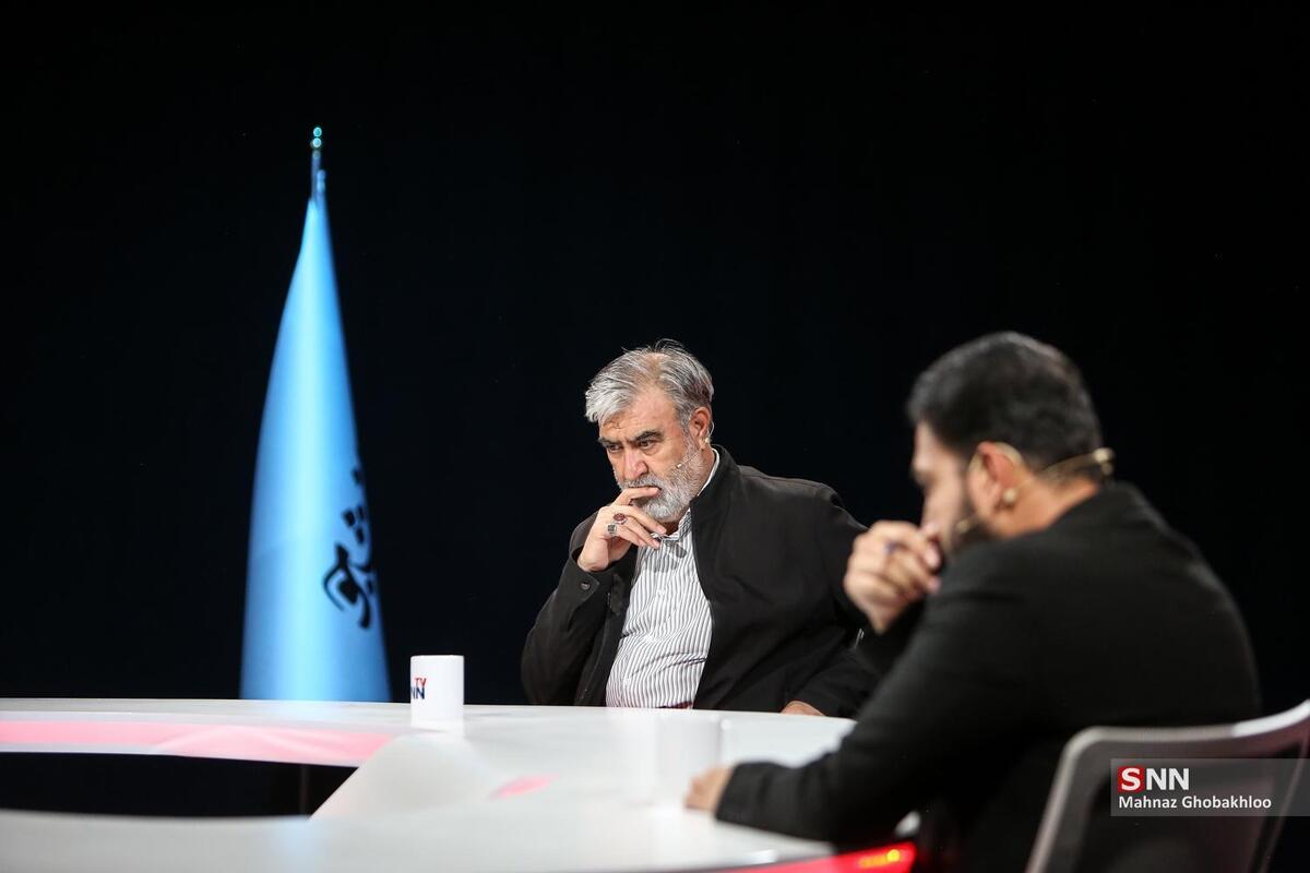 عزیزی: طرح ۱۲ ماده‌ای «امنیت پایدار و پیشرفت تنگه هرمز و خلیج فارس» در اولین فرصت تبدیل به قانون می‌شود/ شناور‌های کشور‌های متخاصم حق عبور از تنگه را ندارند + فیلم