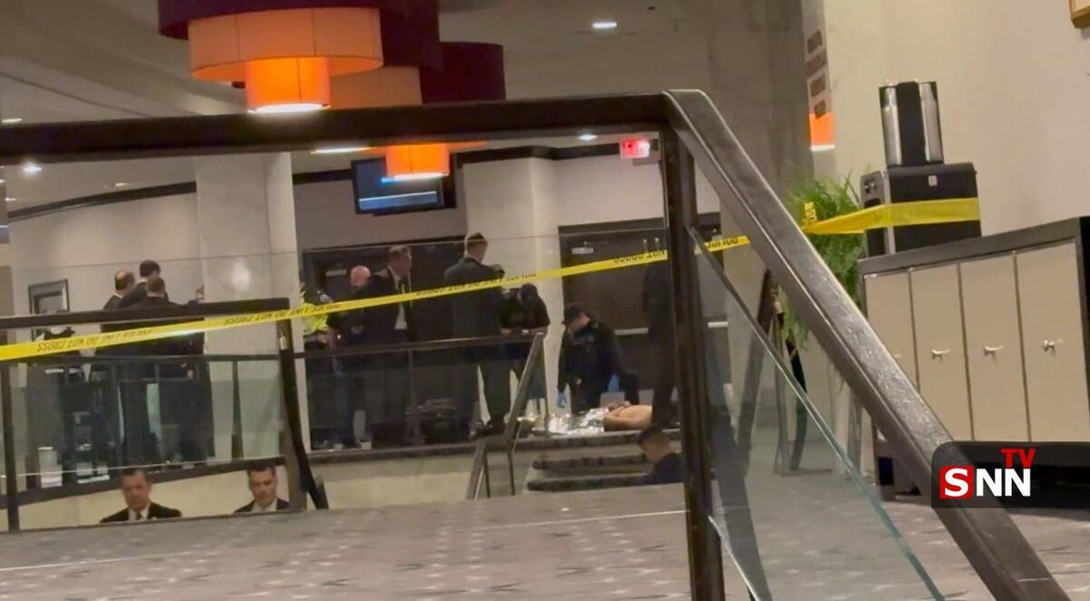 همه آنچه در ضیافت شام خبرنگاران گذشت؛ از تلاش برای ترور ترامپ تا فرار ونس از کاخ سفید + فیلم و عکس