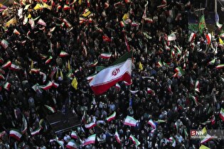 خروش تماشایی مردم مشهد به شب پنجاه و هفتم رسید / بندر عباسی ها با حضور در خیابان حمایت خود را از وطن و رهبر انقلاب نشان دادند+ فیلم