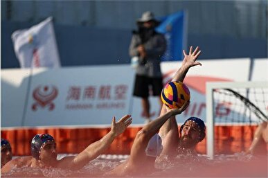 شگفتی‌سازی واترپلوی ساحلی ایران / شکست مدعی قهرمانی و حرکت به سوی طلا