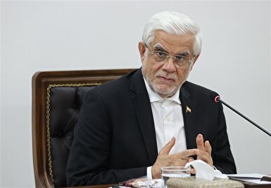 عارف:آنان که سوخت هواپیما به ما نمی‌فروختند، پای میز مذاکره آمده‌اند